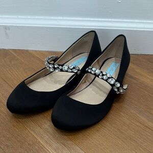 Bestey Johnson SB-Ansel black satin ballet flat